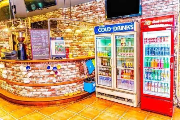 Jolly Guesthouse & Restaurant 파타야 외부 사진